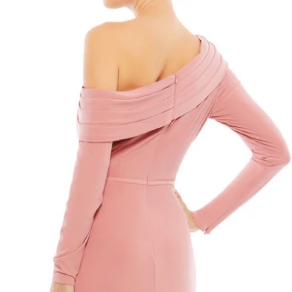 MAC DUGGAL SZ 8 DROP SHOULDER LONG SLEEVE COLUMN GOWN. NWT ROSE GOLD - Picture 7 of 7